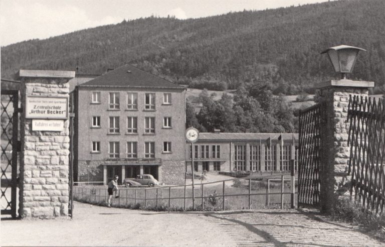 Durch die Jahrzehnte: Bad Blankenburgs runde Jubiläen (Mai 2016)